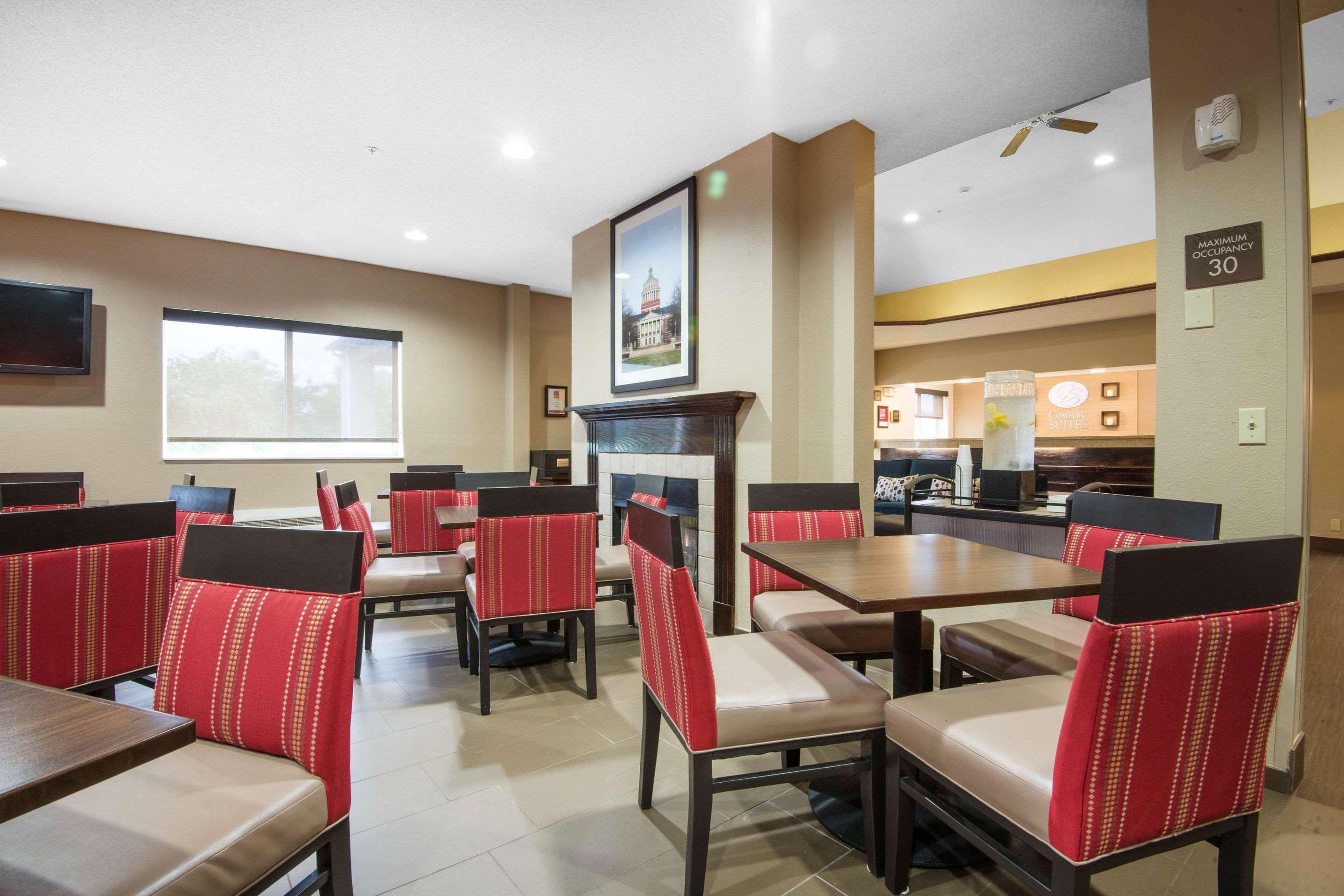 Comfort Suites Rochester Henrietta Extérieur photo