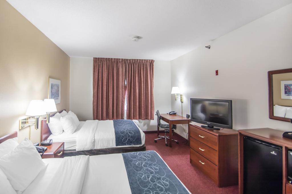Comfort Suites Rochester Henrietta Extérieur photo
