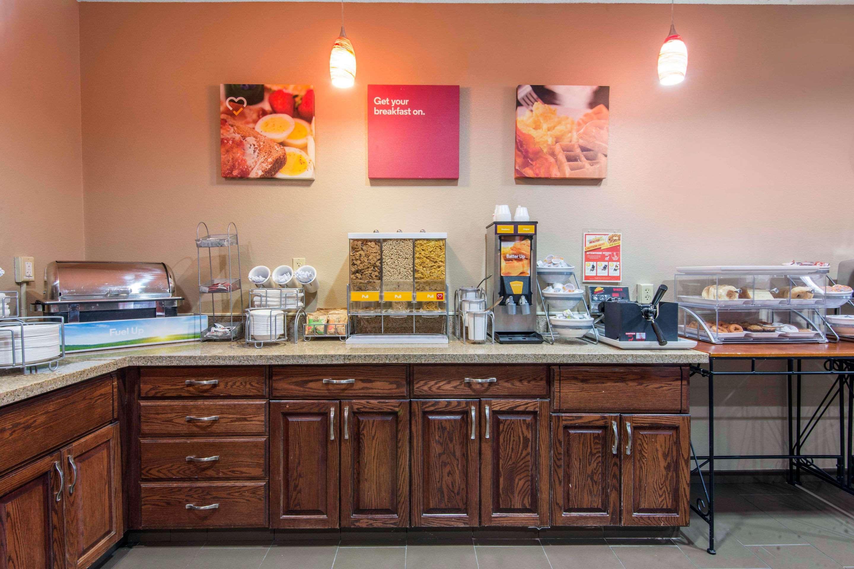 Comfort Suites Rochester Henrietta Extérieur photo